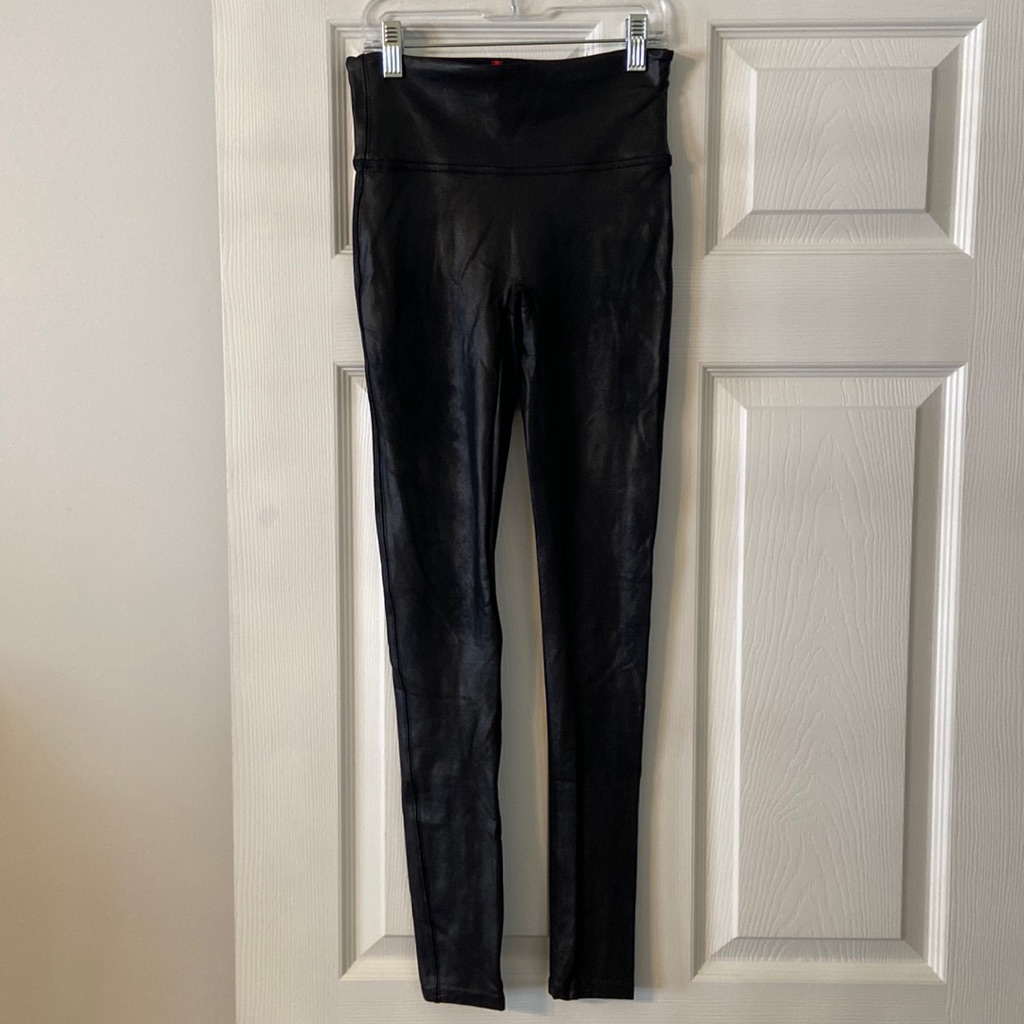 Spanx Size S Excellent Condition Color Black Inseam 27”
